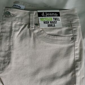 D. Jeans Women's Recycled Twill High Waist Ankle Jeans - Cream